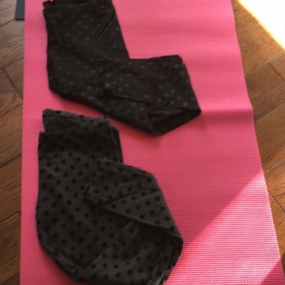 HUE Black Polka Dot Leggings 2 Pairs M - Picture 8 of 11